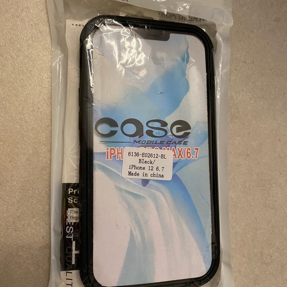 iPhone 12 Pro Max hard silicone cover w/ tempered glass protector screen - Picture 3 of 3